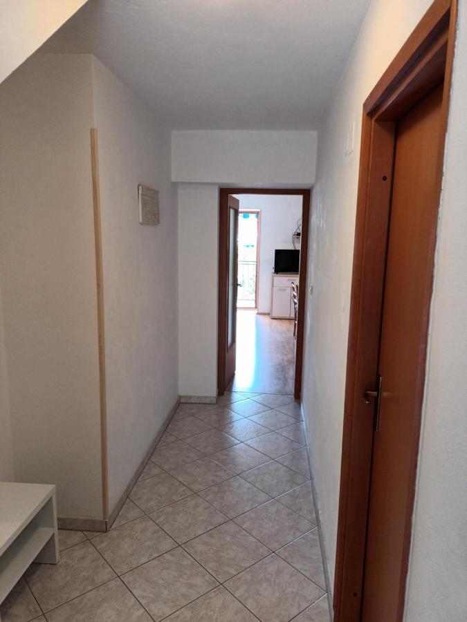Apartments Dorcic Baška Extérieur photo