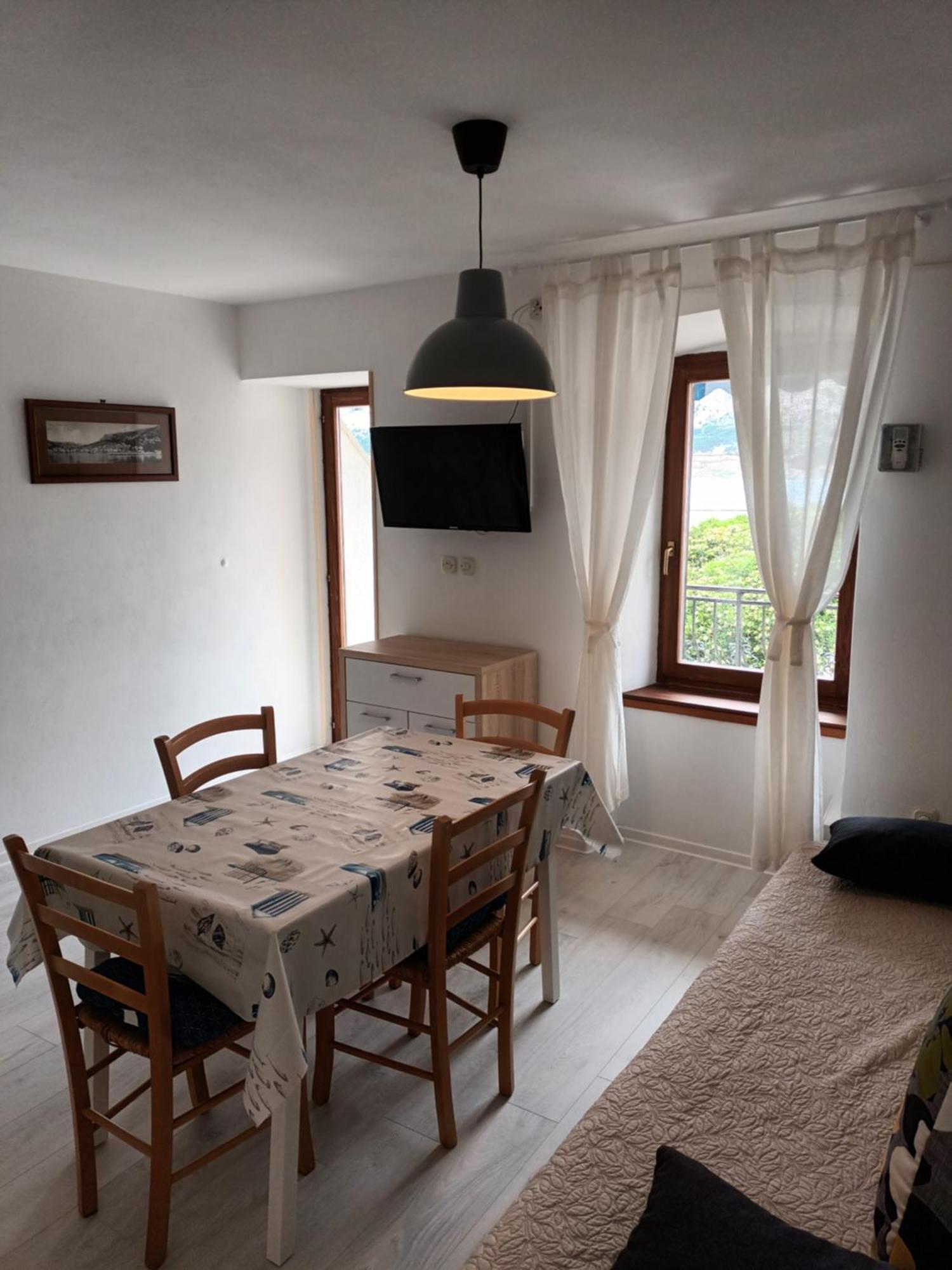 Apartments Dorcic Baška Extérieur photo