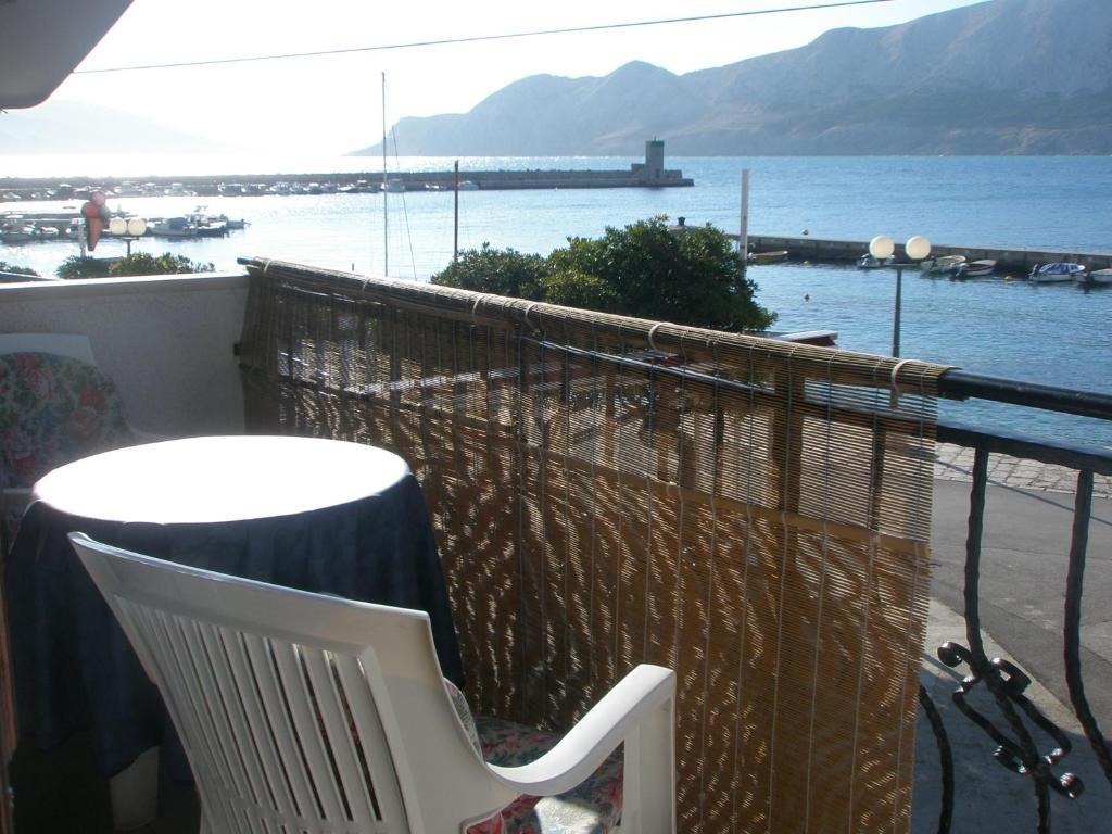 Apartments Dorcic Baška Extérieur photo